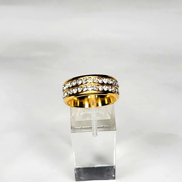 Double Row Titanium Ring - Picture 6 of 9